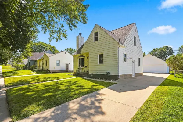 1146 Cornwall AVE, Waterloo, IA 50702