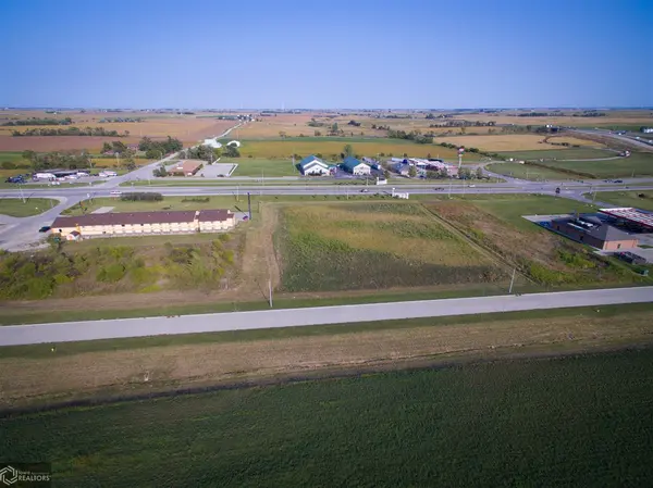 500 Lang Creek AVE, Grinnell, IA 50112
