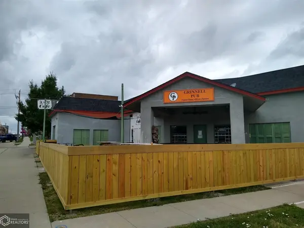 909 State ST, Grinnell, IA 50112