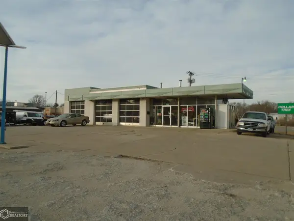 801 2nd ST, Webster City, IA 50595-3058