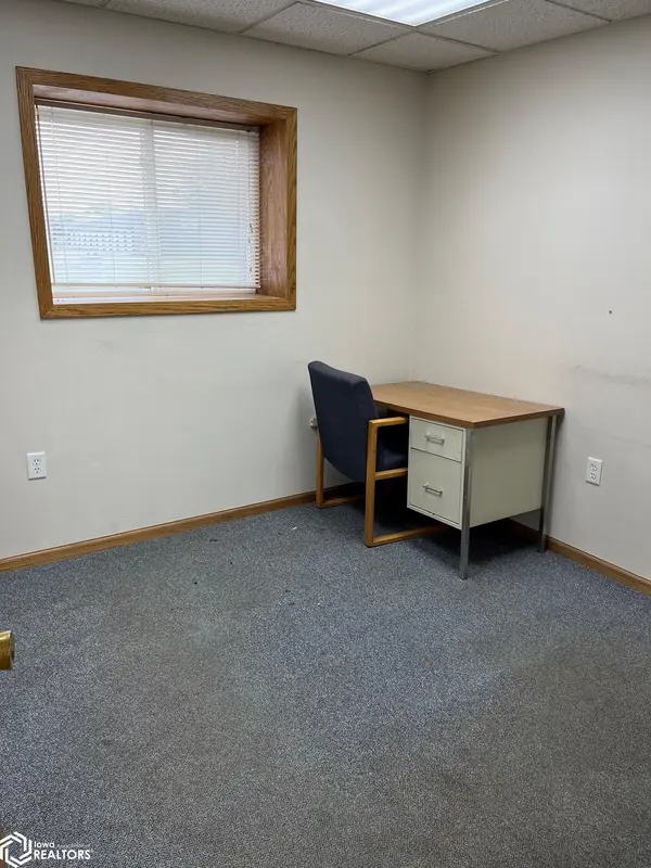 1304 Central AVE, Clarion, IA 50525