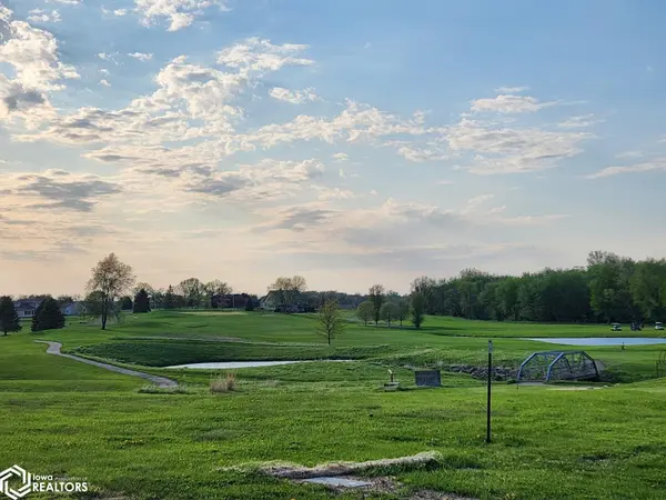 406 Brickyard RD, Sheffield, IA 50475