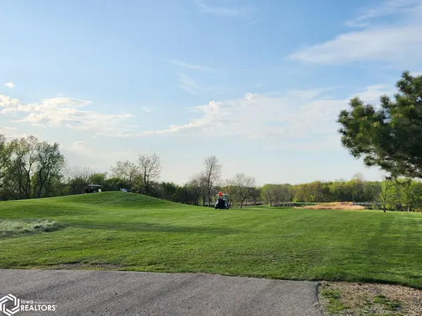 418 Brickyard RD, Sheffield, IA 50475