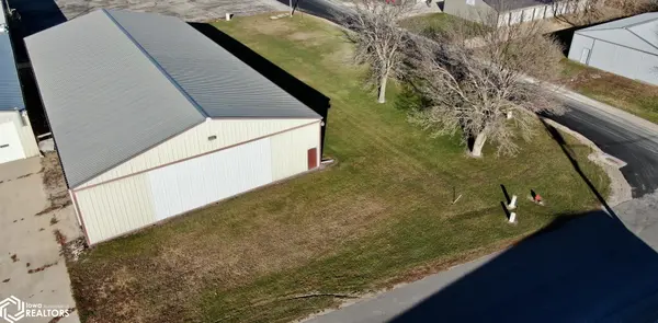 1302 Central AVE, Clarion, IA 50525