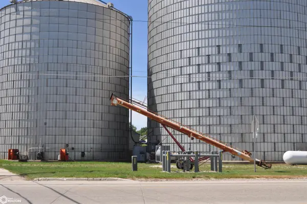 120 Market ST, Odebolt, IA 51458