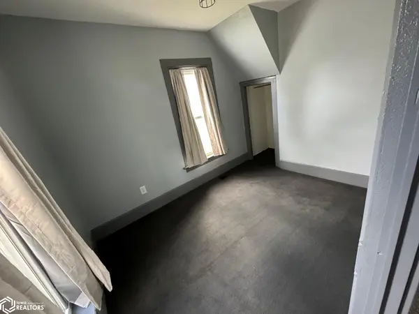 517 7th ST, Whittemore, IA 50598