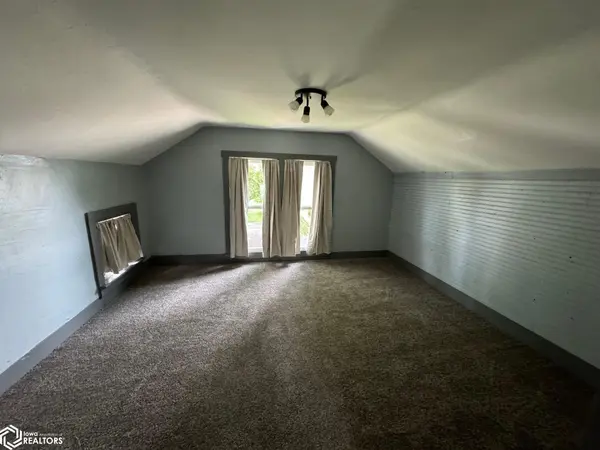 517 7th ST, Whittemore, IA 50598