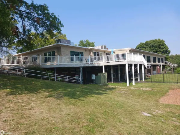 304 E Golf, Ottumwa, IA 52501