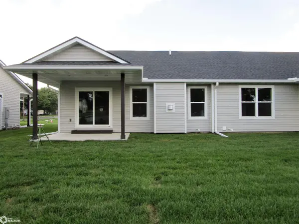 2313 Heritage LN, Iowa Falls, IA 50126