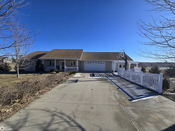 1690 Dogwood AVE, Creston, IA 50801