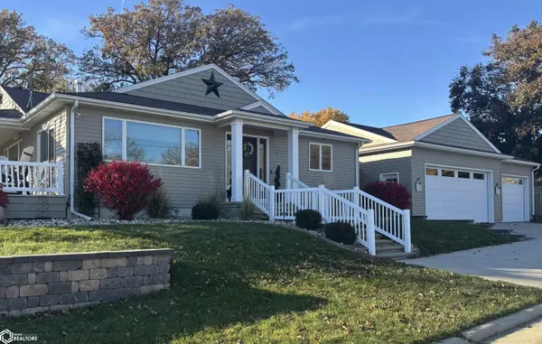 2 Hillcrest ST, Ventura, IA 50482