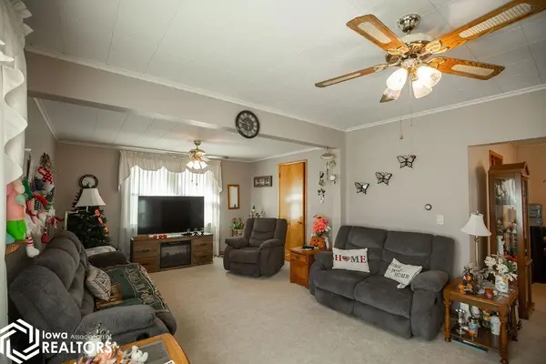 514 5Th ST, Whittemore, IA 50598