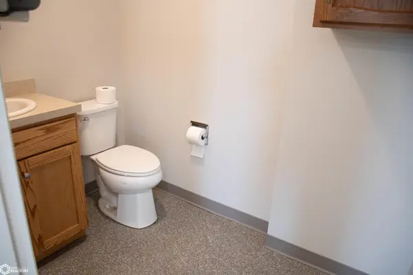 818 W 8Th ST, Carroll, IA 51401