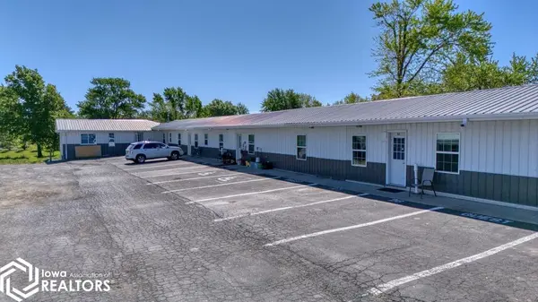 206 Weaver RD, Bloomfield, IA 52537