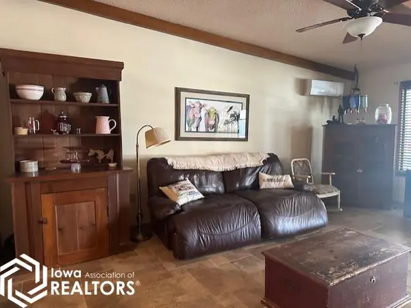 2405 186th ST #2, Clarion, IA 50525