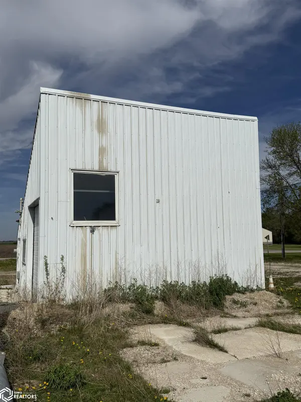 410 3Rd ST, Lakota, IA 50451