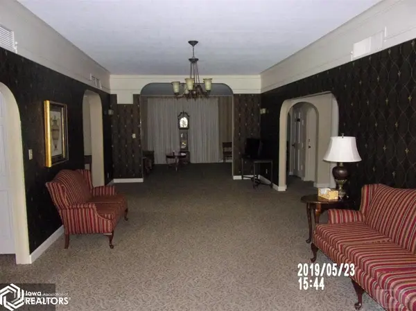 503 E 1st ST, Carroll, IA 51401