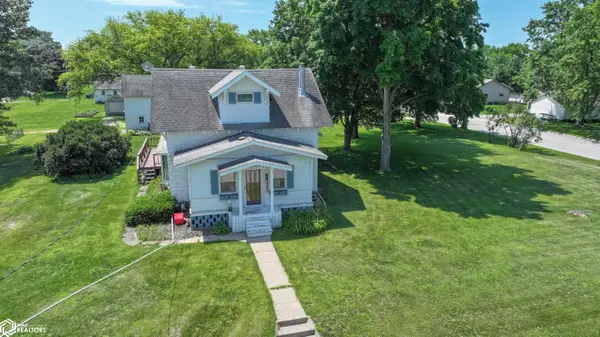 610 7th Ave, Ackley, IA 50601