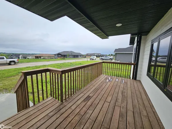1505 E 10Th ST, Carroll, IA 51401
