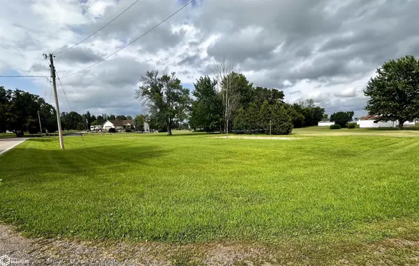 775 1ST ST, Britt, IA 50423