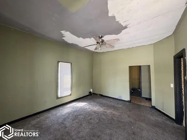 403 W Van Buren ST, Centerville, IA 52544
