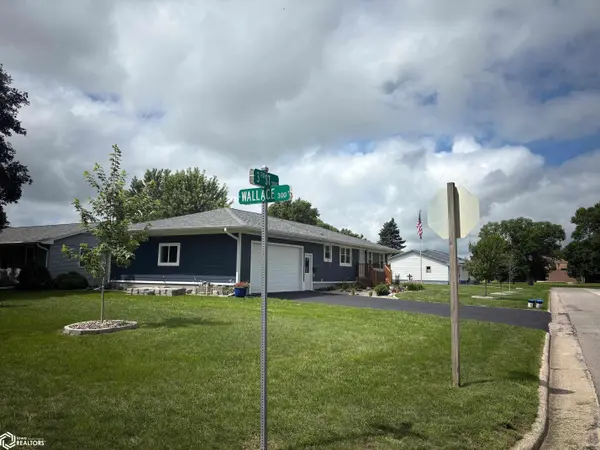 3102 3rd ST, Emmetsburg, IA 50536