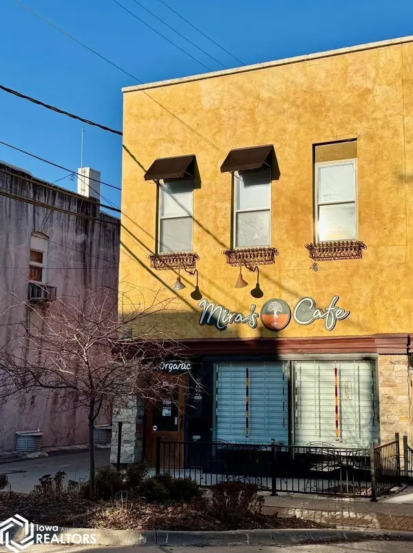 112 N Main ST, Fairfield, IA 52556
