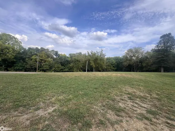 601 14Th AVE, Eldora, IA 50627