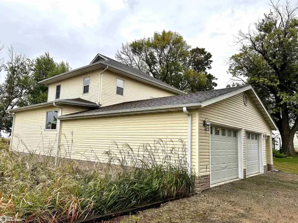 721 Center ST, Britt, IA 50423