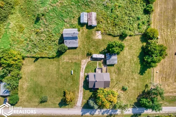 21468 240Th AVE, Centerville, IA 52544