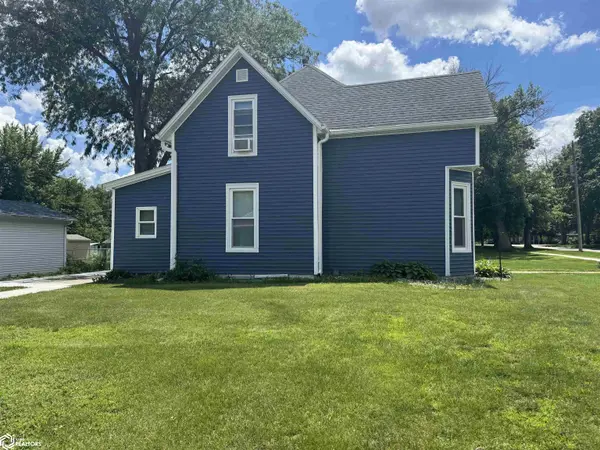 209 3rd ST, Humboldt, IA 50548