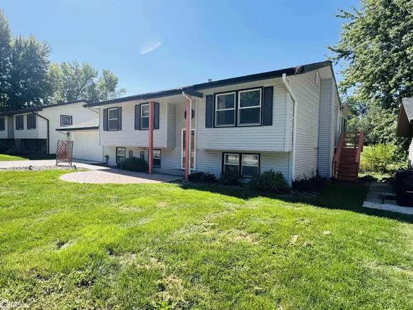 1507 Teresa DR, Atlantic, IA 50022