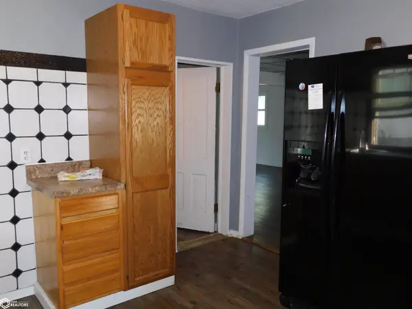 305 N Sycamore ST, Creston, IA 50801