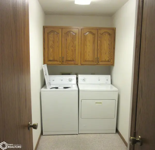 232 W L, Forest City, IA 50436