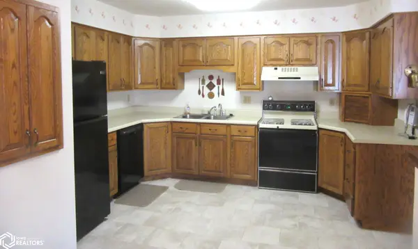 232 W L, Forest City, IA 50436