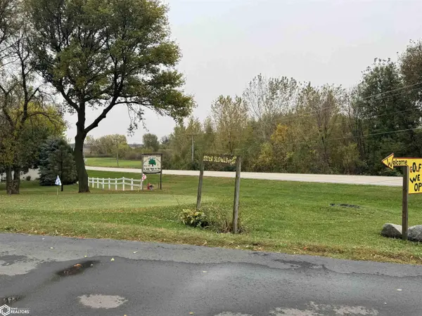 518 27th AVE, Clear Lake, IA 50428-0000