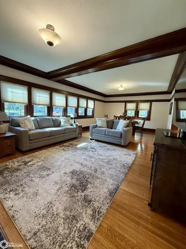 110 W 9Th ST, Atlantic, IA 50022