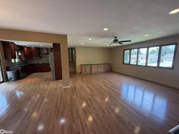 1902 E Lucas ST, Algona, IA 50511