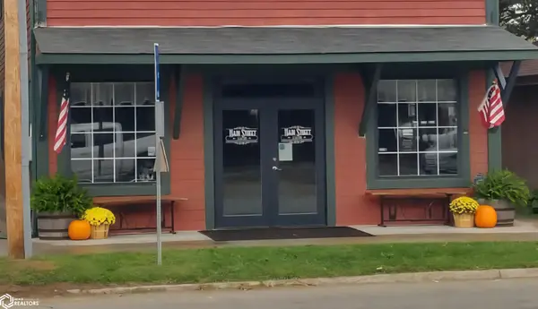 103 W Main ST, Exline, IA 52555