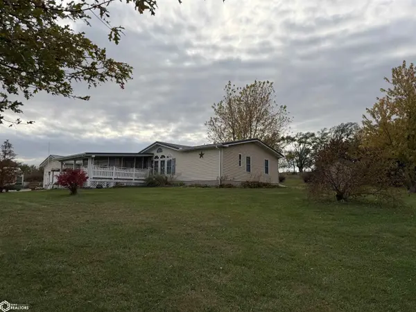 1933 State Highway 148, Gravity, IA 50848