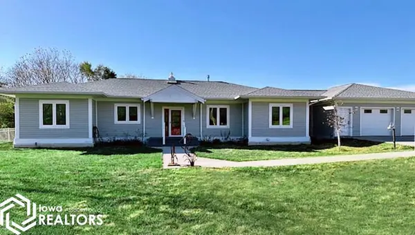 1000 N B ST, Fairfield, IA 52556