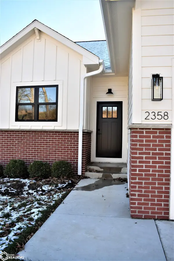 2358 River RD, Iowa Falls, IA 50126