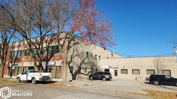 202 1st ST #Unit 151, Mason City, IA 50401