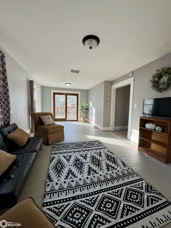 716 N 7Th ST, Forest City, IA 50436