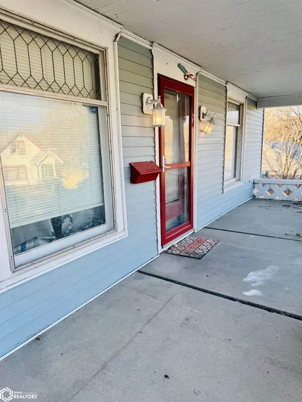 614 N Maple ST, Creston, IA 50801