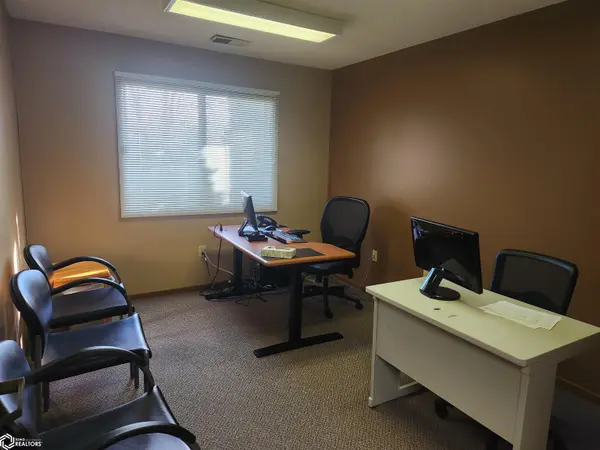 1309 S Broadway ST, Toledo, IA 52342