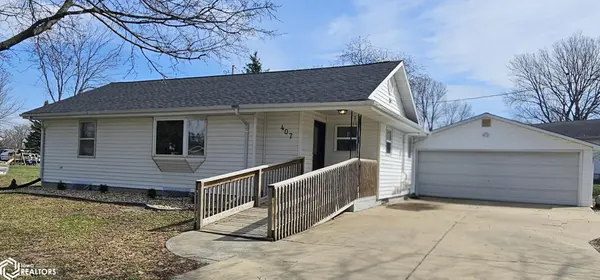 407 N Grimmell RD, Jefferson, IA 50129