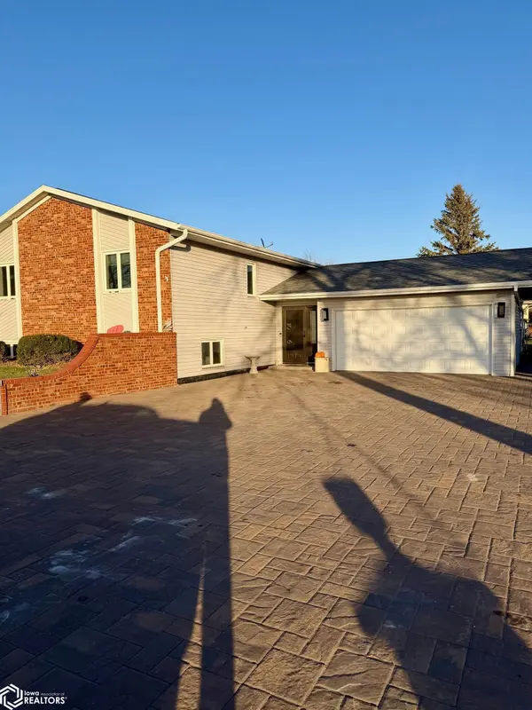 1513 2Nd ST, Clarion, IA 50525