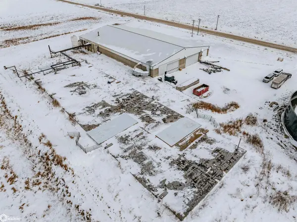 13395 Bell AVE, Riceville, IA 50466