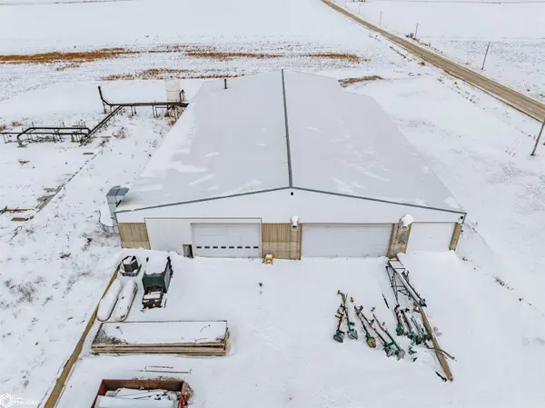 13395 Bell AVE, Riceville, IA 50466